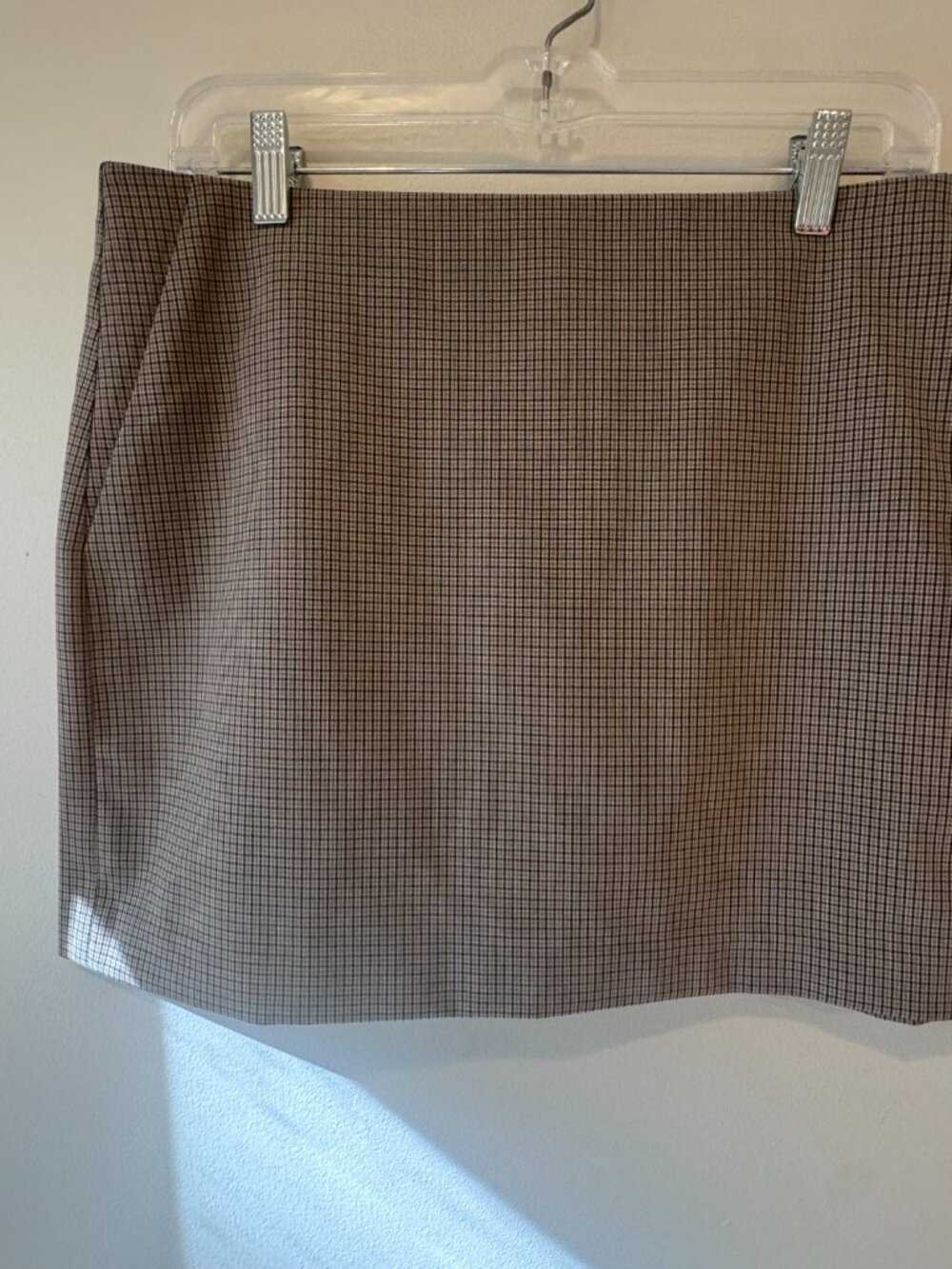 Uniqlo Brown Plaid A-Line Mini Skirt – Size L – Built-In Shorts 🔥 - Picture 5 of 14